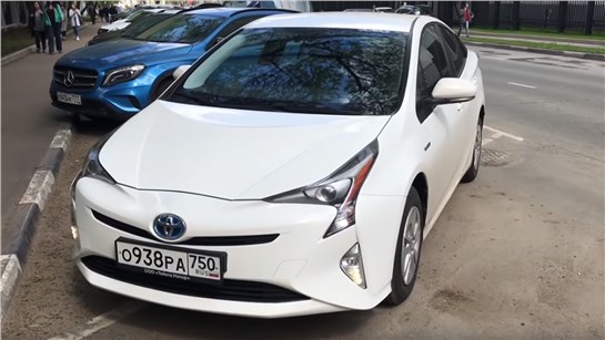 Анонс видео-теста Самый популярный гибрид в мире: тест-драйв Toyota Prius