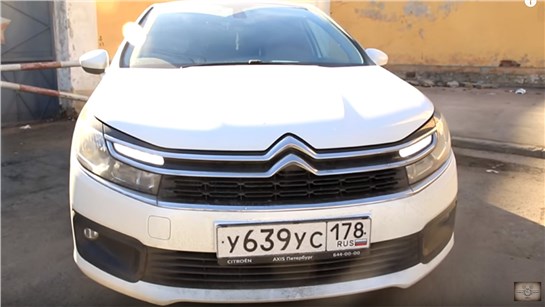 Анонс видео-теста Citroën C4. Пора выносить Ёлку!