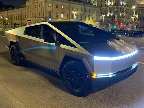 Первый Tesla Cybertruck в России заметили на московских улицах