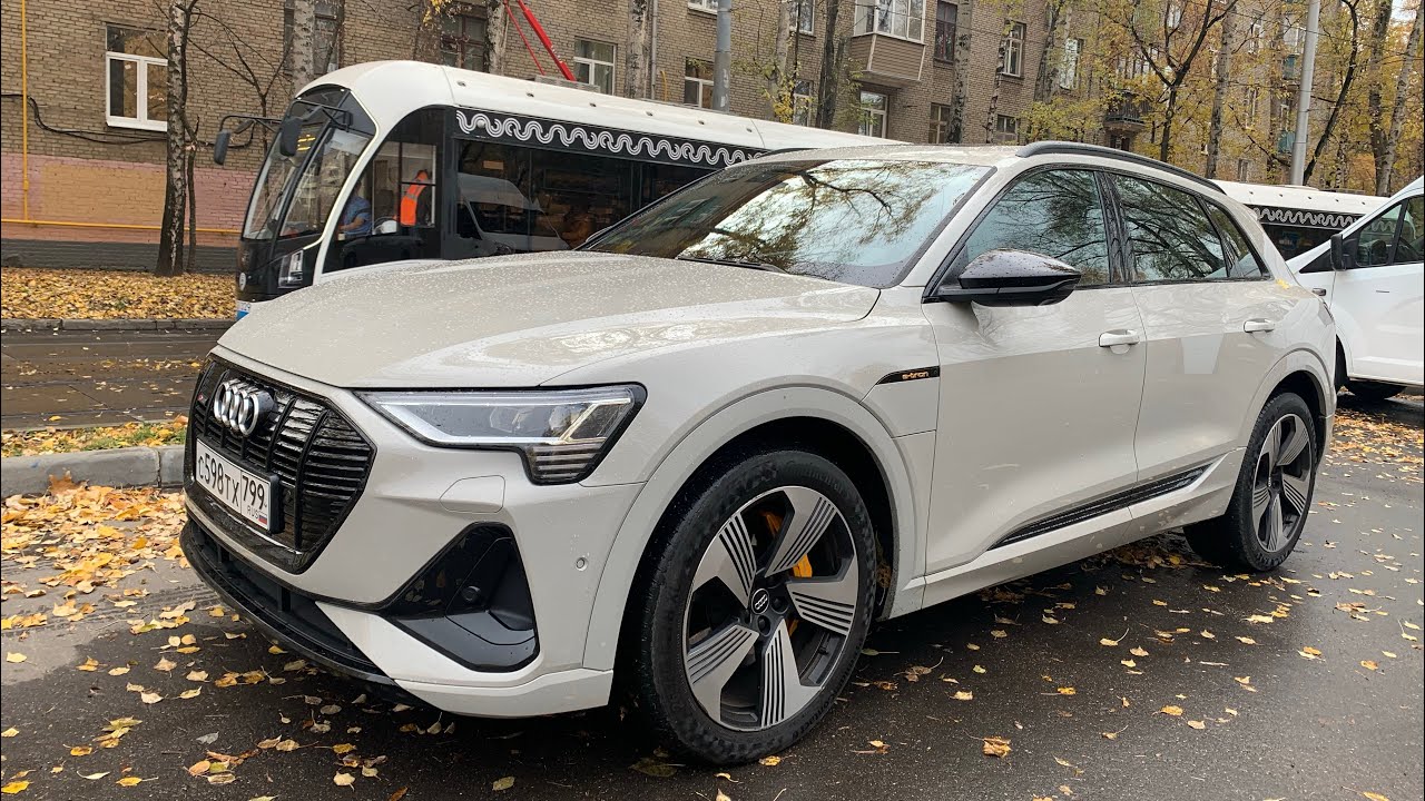 Анонс видео-теста Взял Audi Etron поехал по городу за город: хватит заряда?