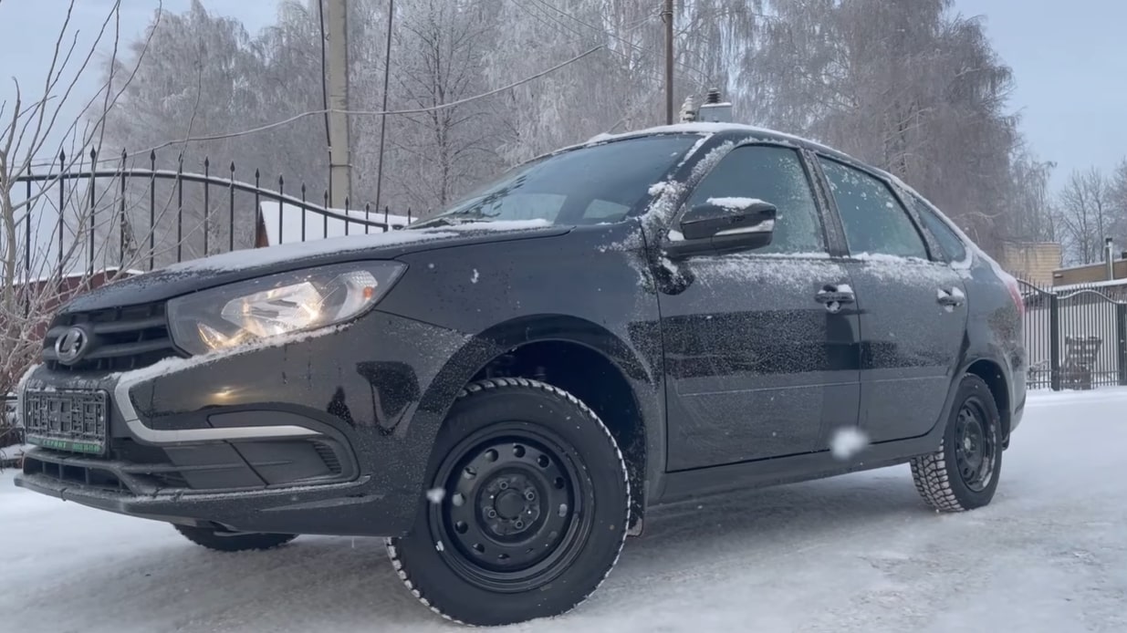 Анонс видео-теста Family Friendly Budget Sedan 2022 Lada Granta