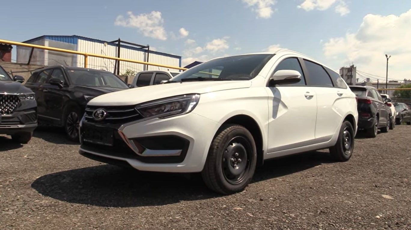 Анонс видео-теста 2023 Lada Vesta SW. Обзор (интерьер, экстерьер, двигатель).