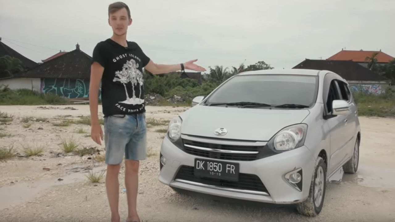 Анонс видео-теста Самая дешевая Toyota AGYA в мире. Обзор.