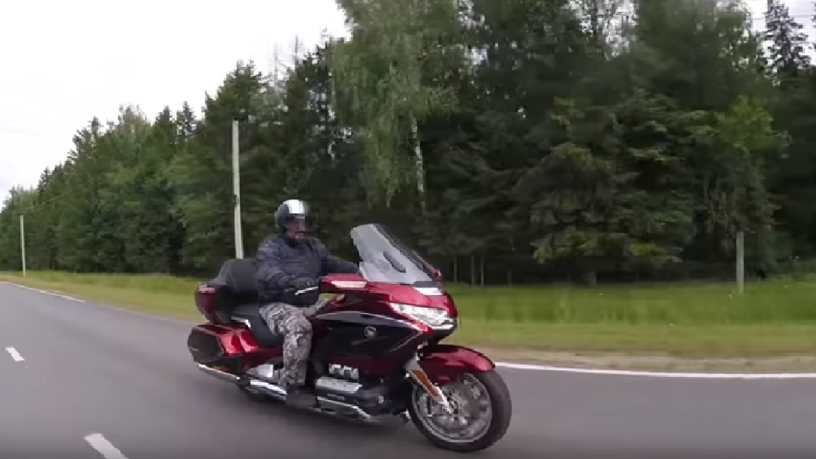 Анонс видео-теста Снова здорова? Honda Gold Wing GL1800 2018 #МОТОЗОНА №46