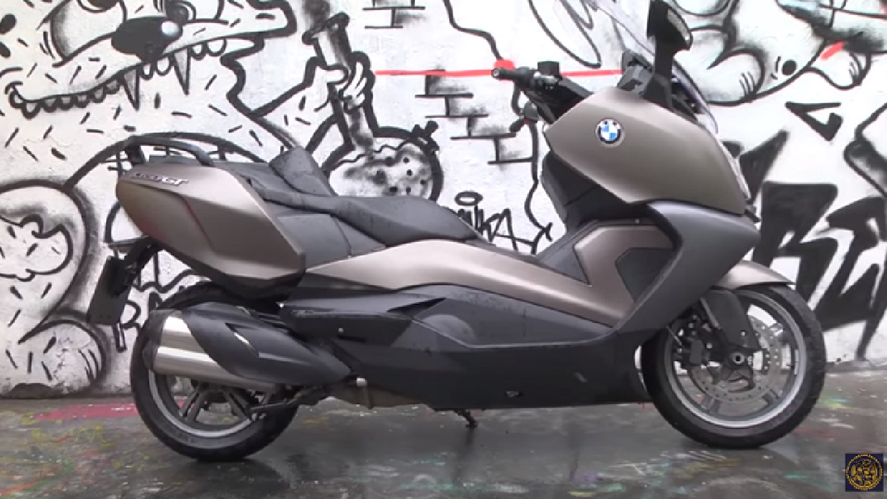 Анонс видео-теста Макси-скутер BMW C 650 GT (БМВ С 650 ГТ), обзор, тест-драйв #МОТОЗОНА №4