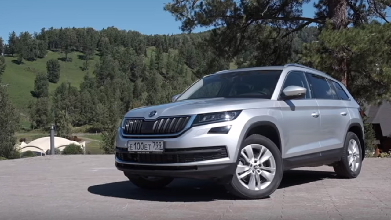 Шкода кодиак 2019. Skoda Кодиак 2019. Шкода Kodiaq 2019. Skoda Kodiaq 2019 комплектации. Skoda Kodiak серебро.