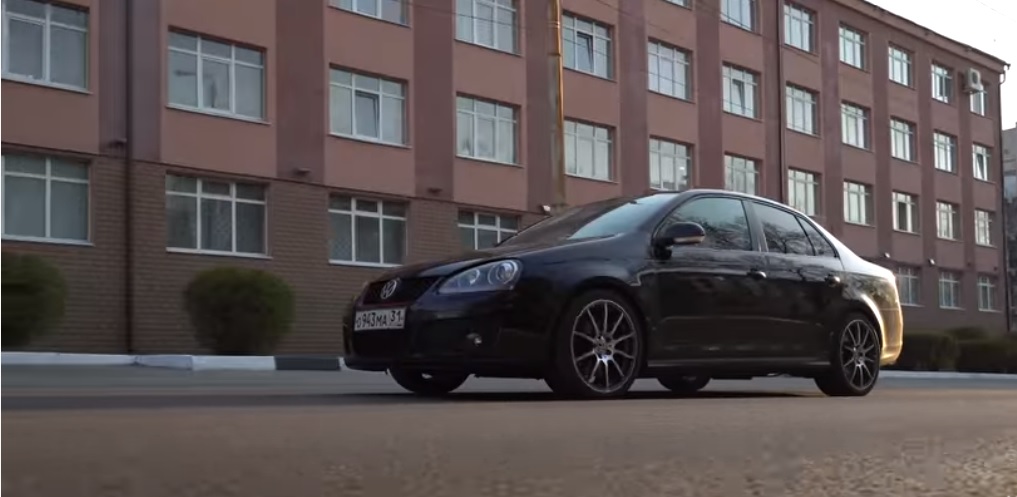 Анонс видео-теста Редкая jetta gli 2.0 tsi против octavia is20, etuners который снова не едет.