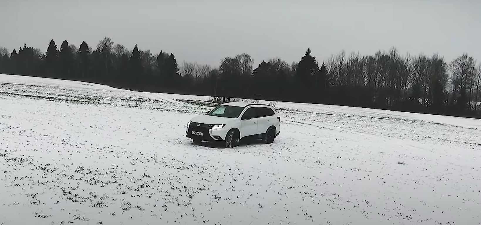 Анонс видео-теста Mitsubishi Outlander для начинающих