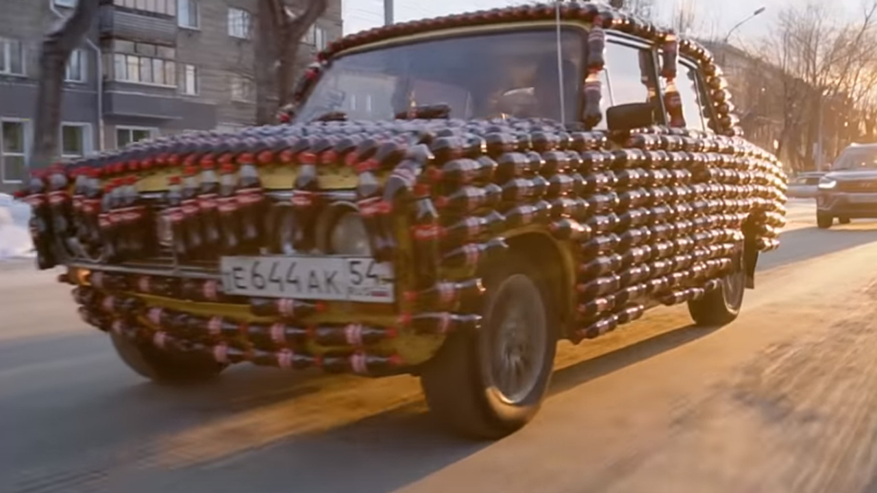 Анонс видео-теста Коламобиль, 1000 бутылок кока-колы на кузов автомобиля