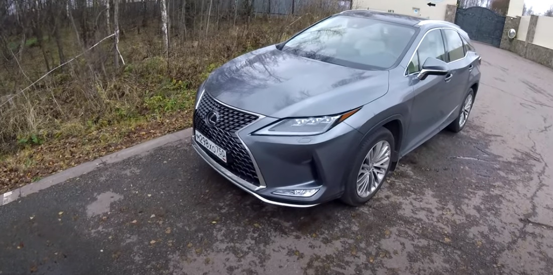 Анонс видео-теста Взял Lexus RX350 - по трассе педаль топтать