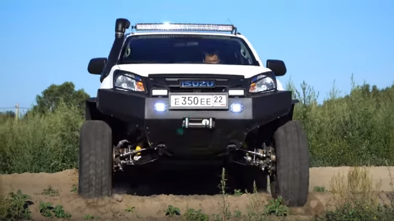 Анонс видео-теста Пикап Isuzu D-Max - MONSTRO - тест драйв Александра Михельсона / Исузу Д-Макс