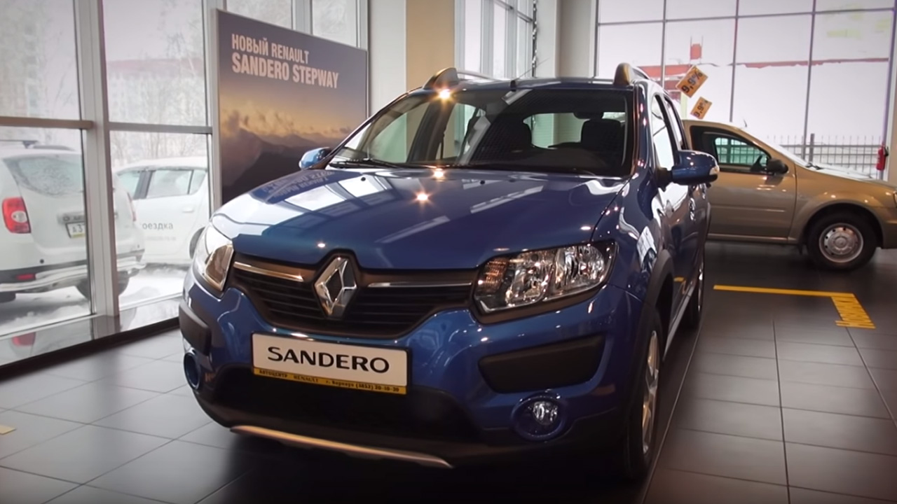 Анонс видео-теста Renault Sandero Stepway 82 л.с. - тест-драйв Александра Михельсона