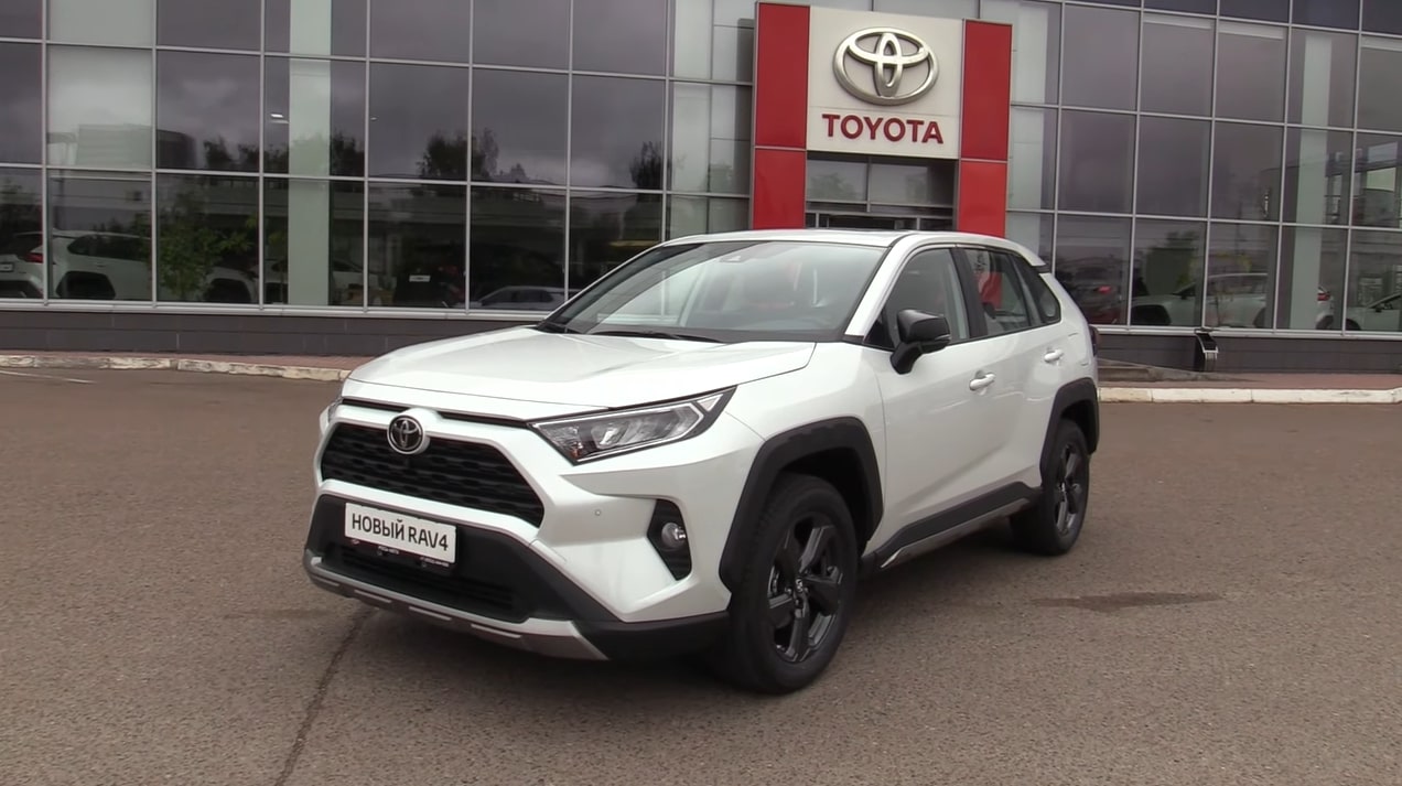 Анонс видео-теста 2022 Toyota RAV4. Обзор (интерьер, экстерьер, двигатель).