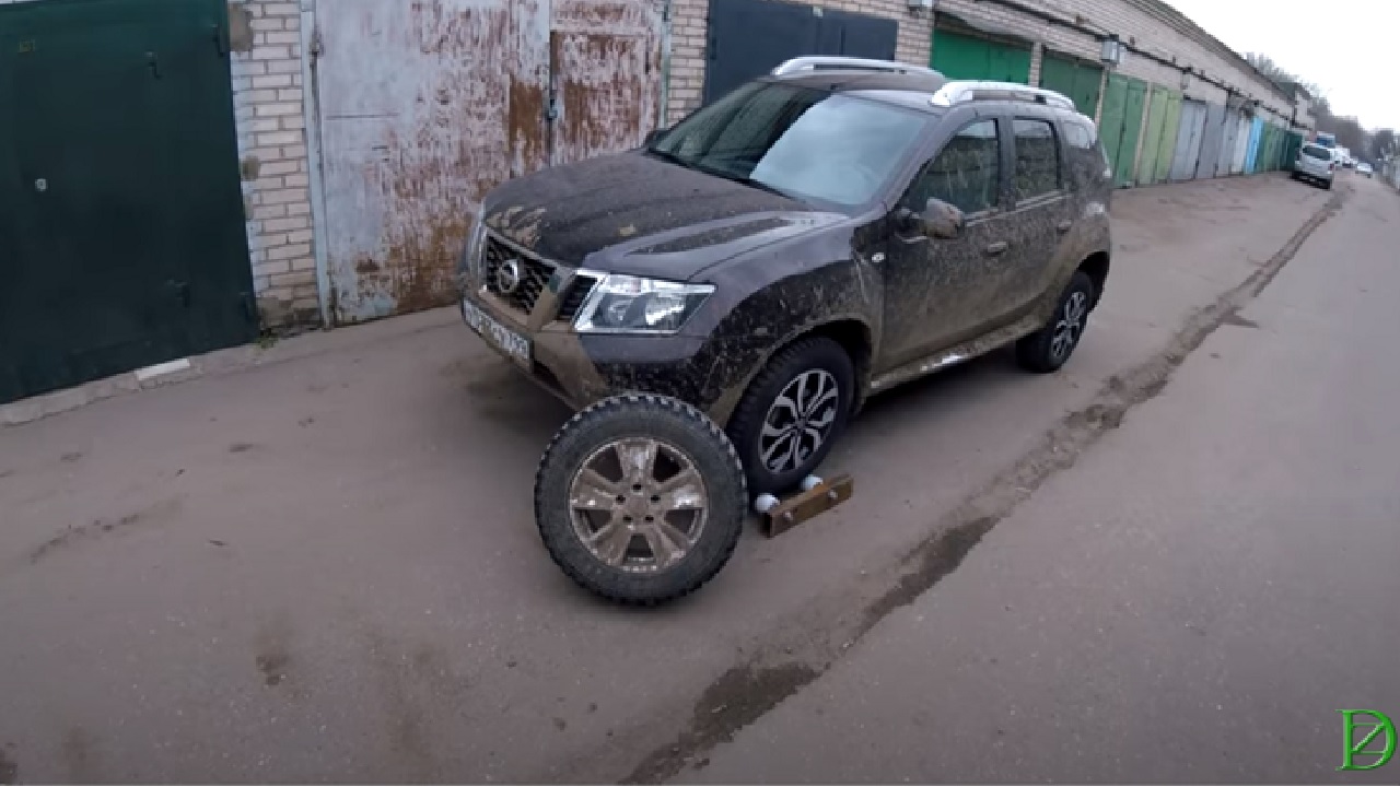 Анонс видео-теста Как Nissan Terrano гребёт за Renault Duster