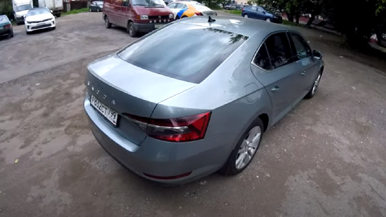 Анонс видео-теста Новый Skoda Superb для семьи