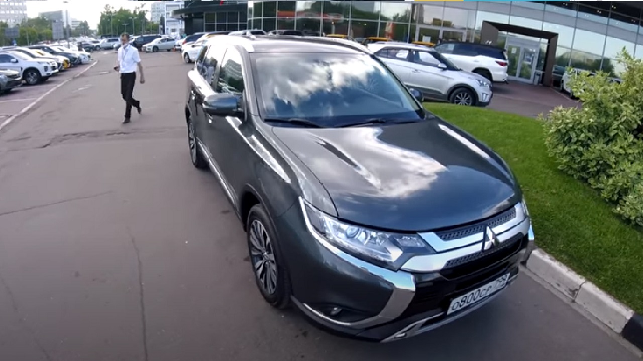 Анонс видео-теста Взял Mitsubishi Outlander - Yandex 2020