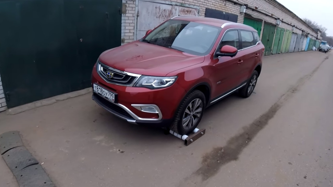 Анонс видео-теста Как гребет Geely Atlas - китайские слезы