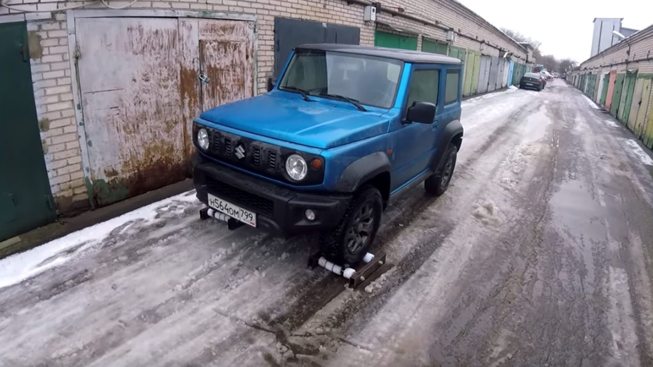 Анонс видео-теста Как гребет Suzuki Jimny - блокировок нет!