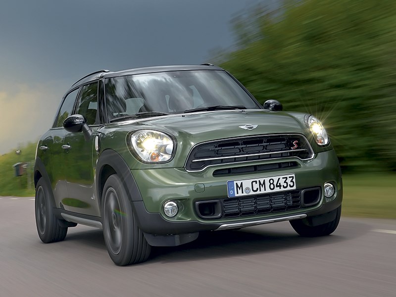 MINI Cooper S Countryman 2015 Первый парень