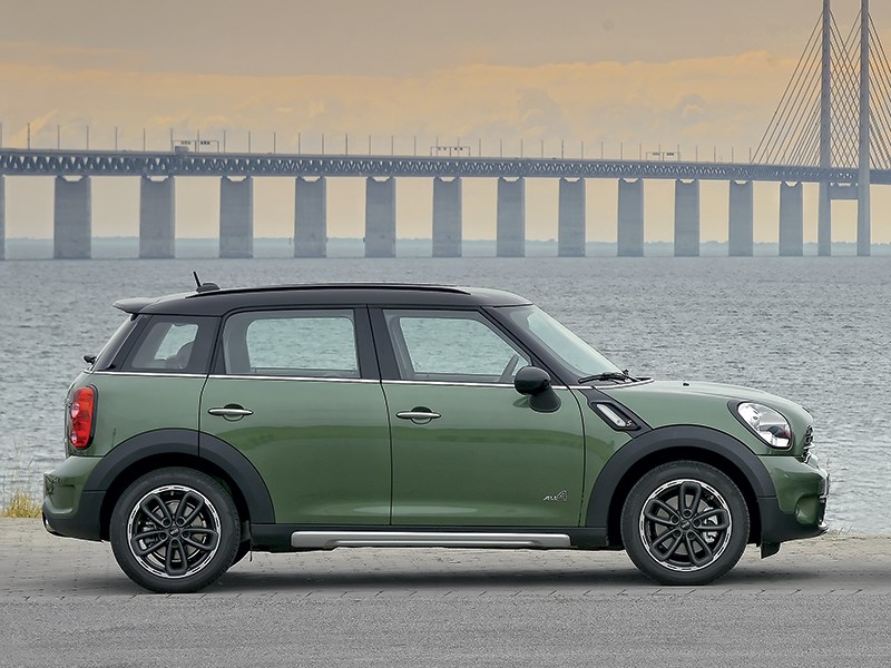 MINI Cooper S Countryman 2015 водительское место